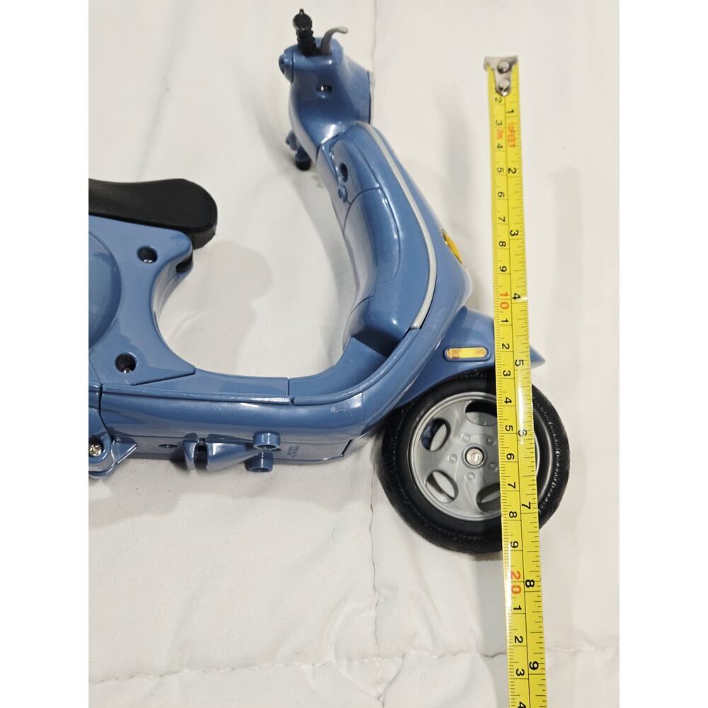 VTG Retired 2002 Barbie My Scene Blue Vespa Scooter Moped Mattel No Kickstand - Picture 11 of 11